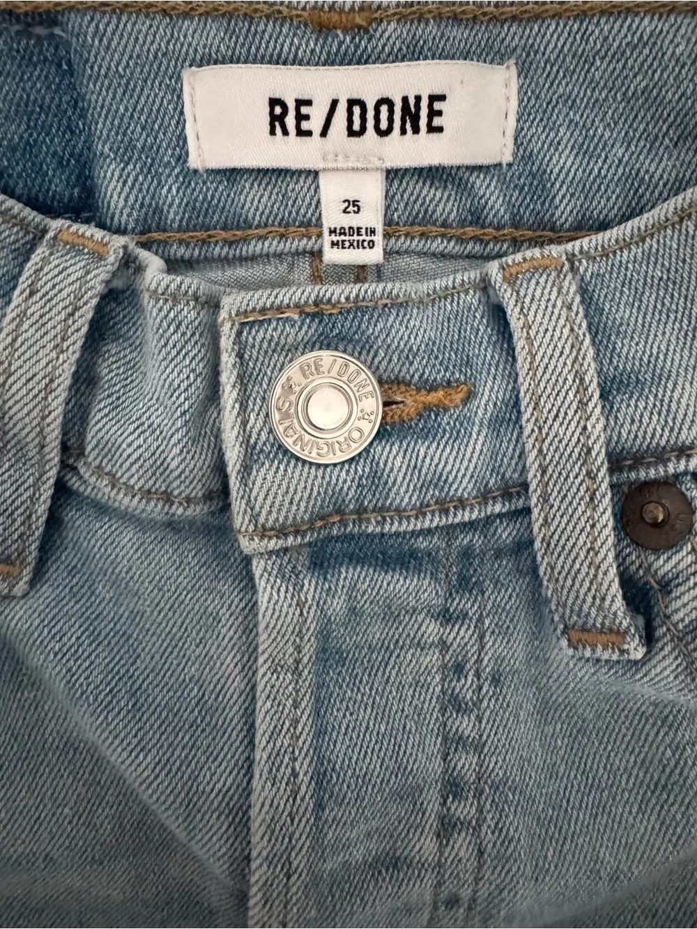 $250 RE/DONE Originals ’80s Slim Straight Jeans Light Wash Raw Hem Size 25